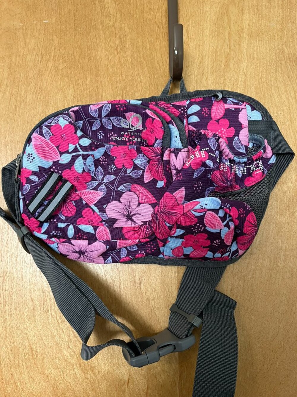 Colorful Waterfly Air Running Belt Bag for Runs, Jogs, Etc.